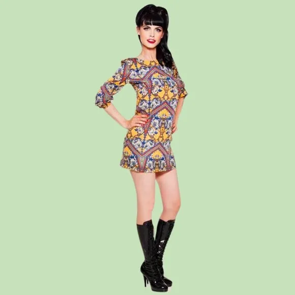 Kinny & Howie Dig That Damask 1960's Style Shift Dress