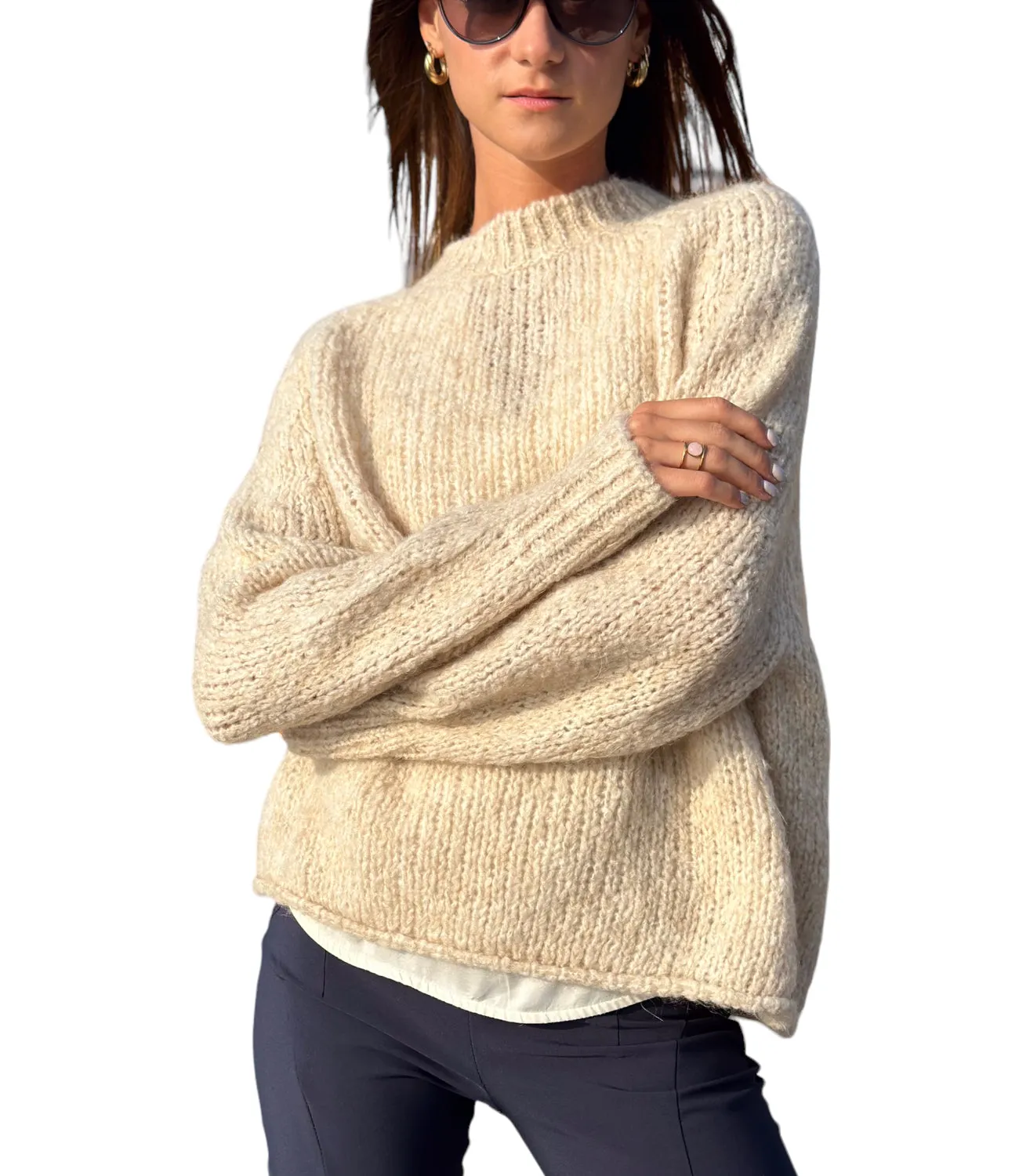 Kontatto ecru round neck pullover