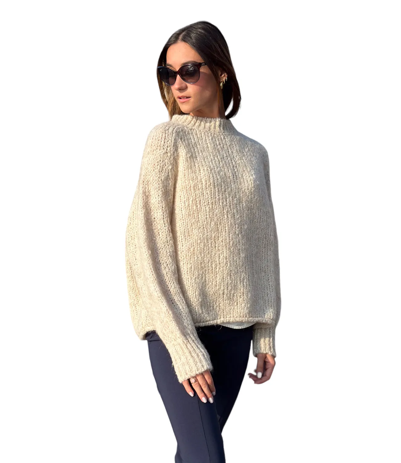 Kontatto ecru round neck pullover