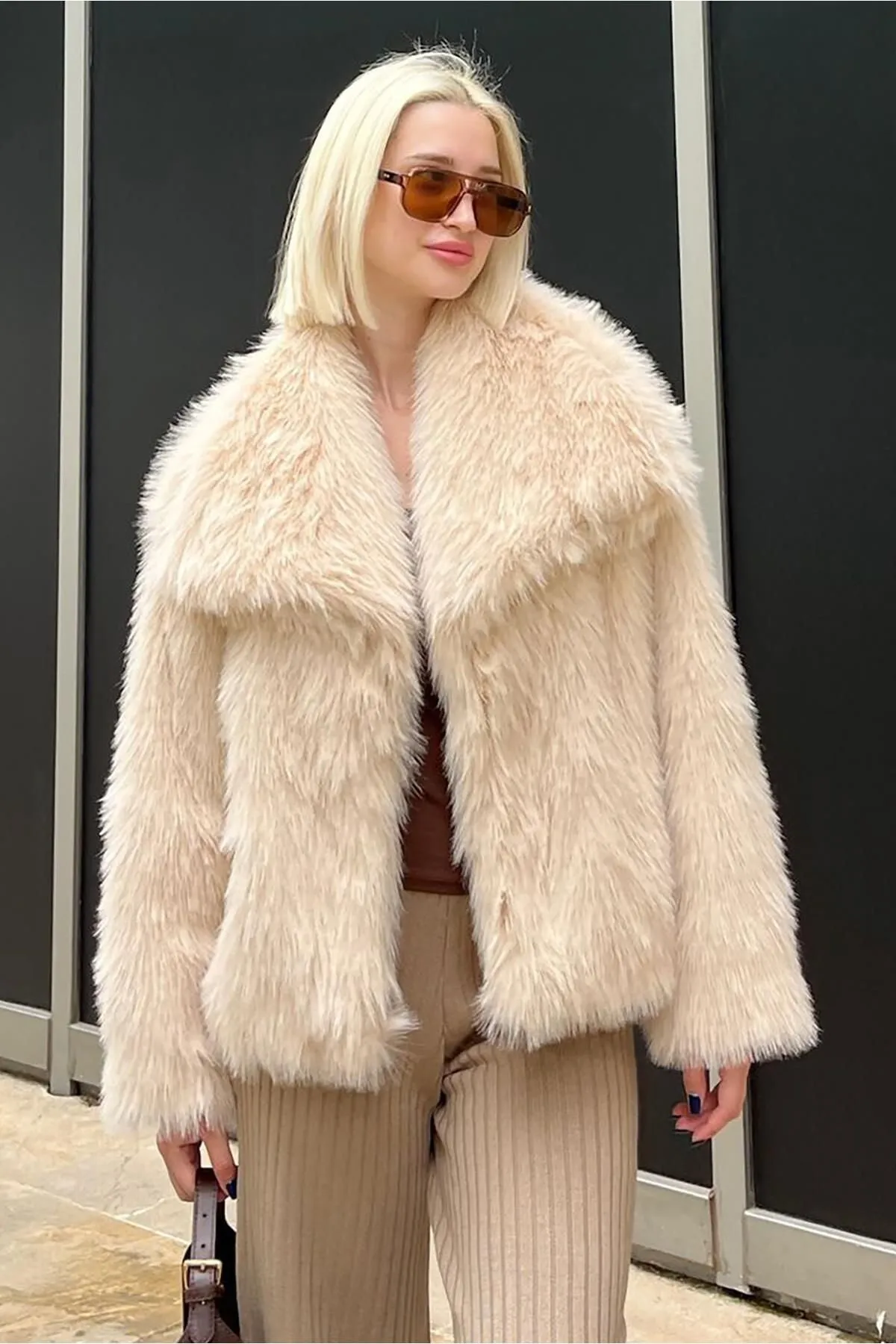 Women's Smoked Textured Faux Fur Coat